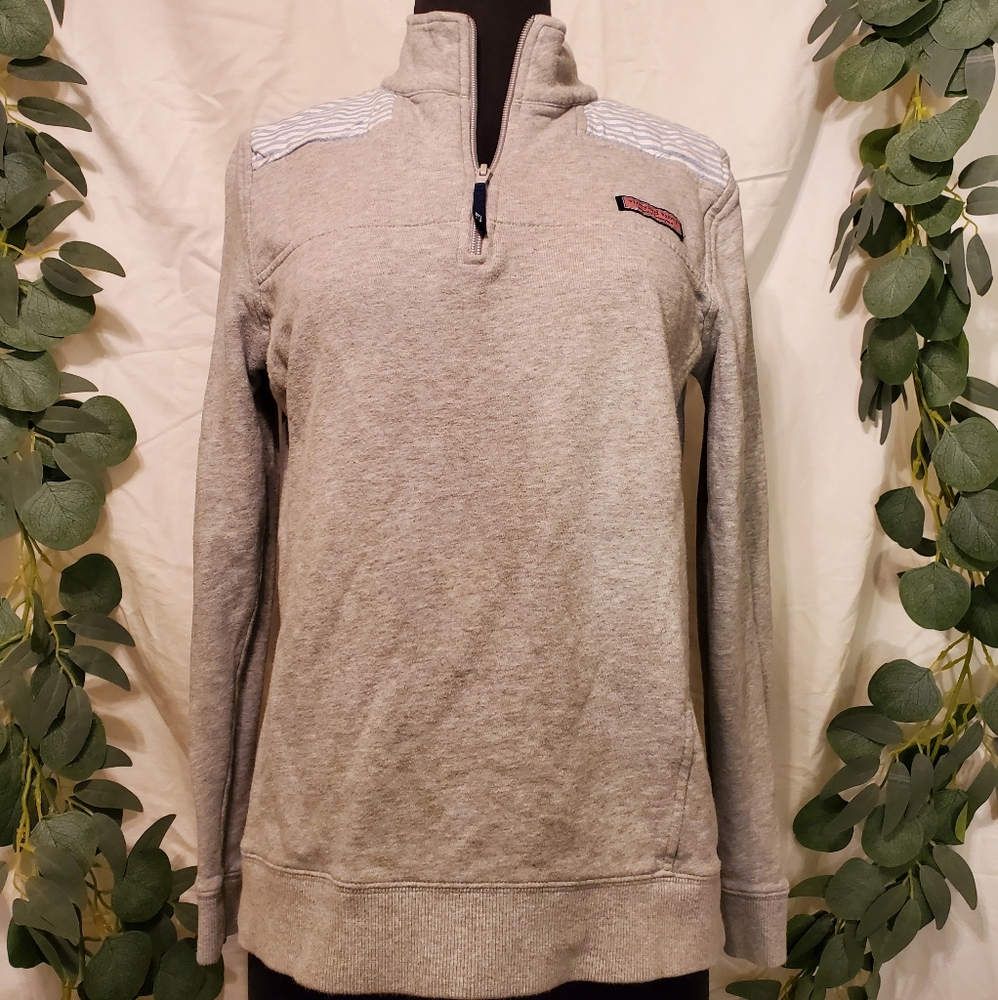 Vineyard Vines grey pullover sweatshirt sz small